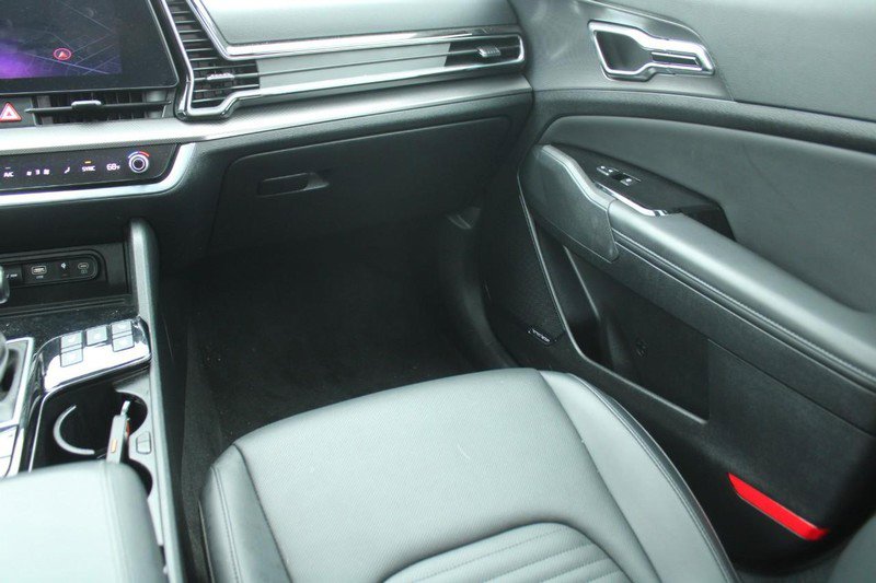 Used 2024 Kia Sportage SX image 16