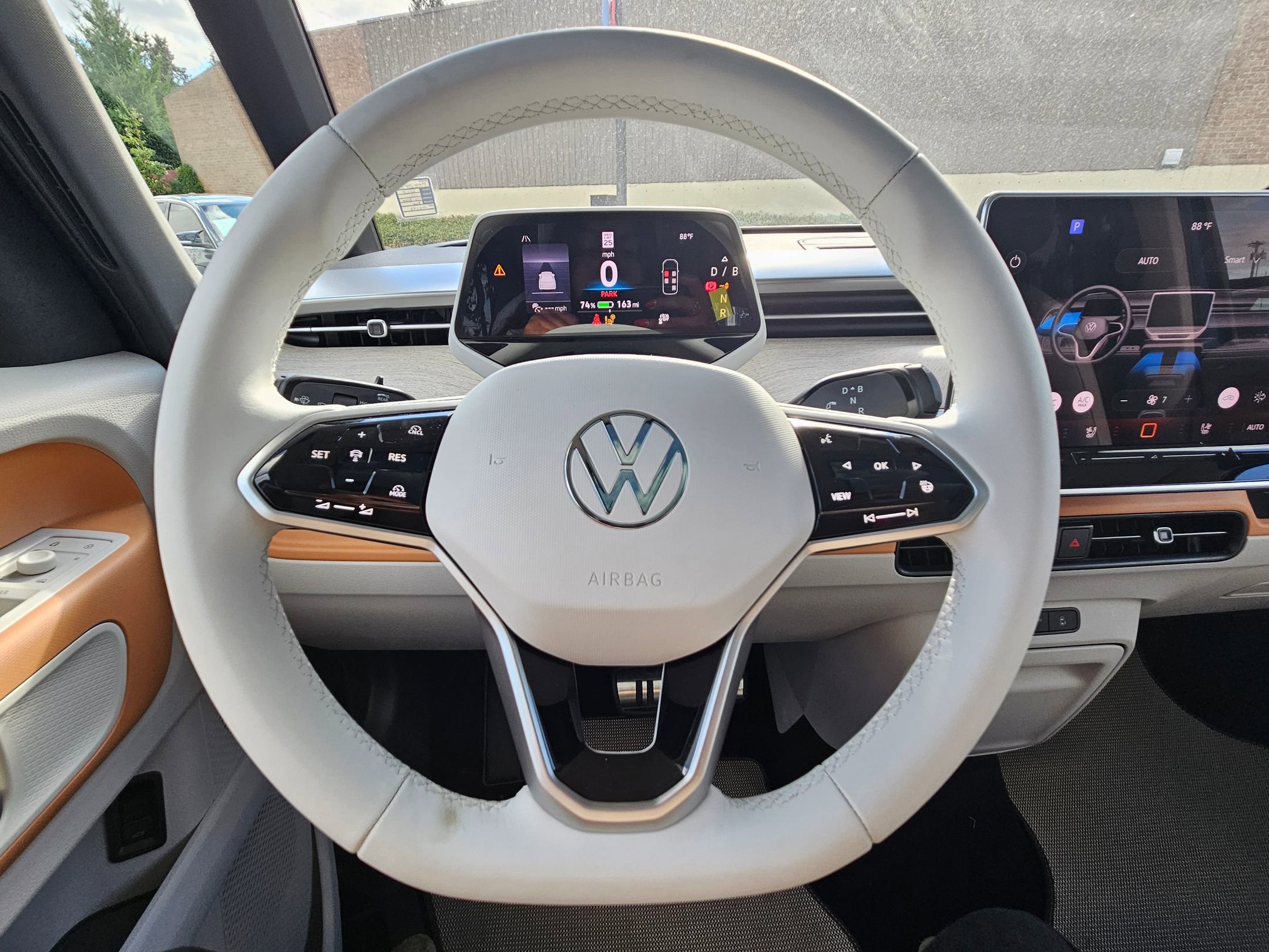 New 2025 Volkswagen ID. Buzz 1st Edition AWD/4WD image 15
