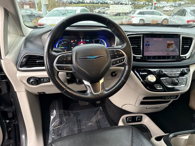 Used 2021 Chrysler Pacifica Touring-L image 20