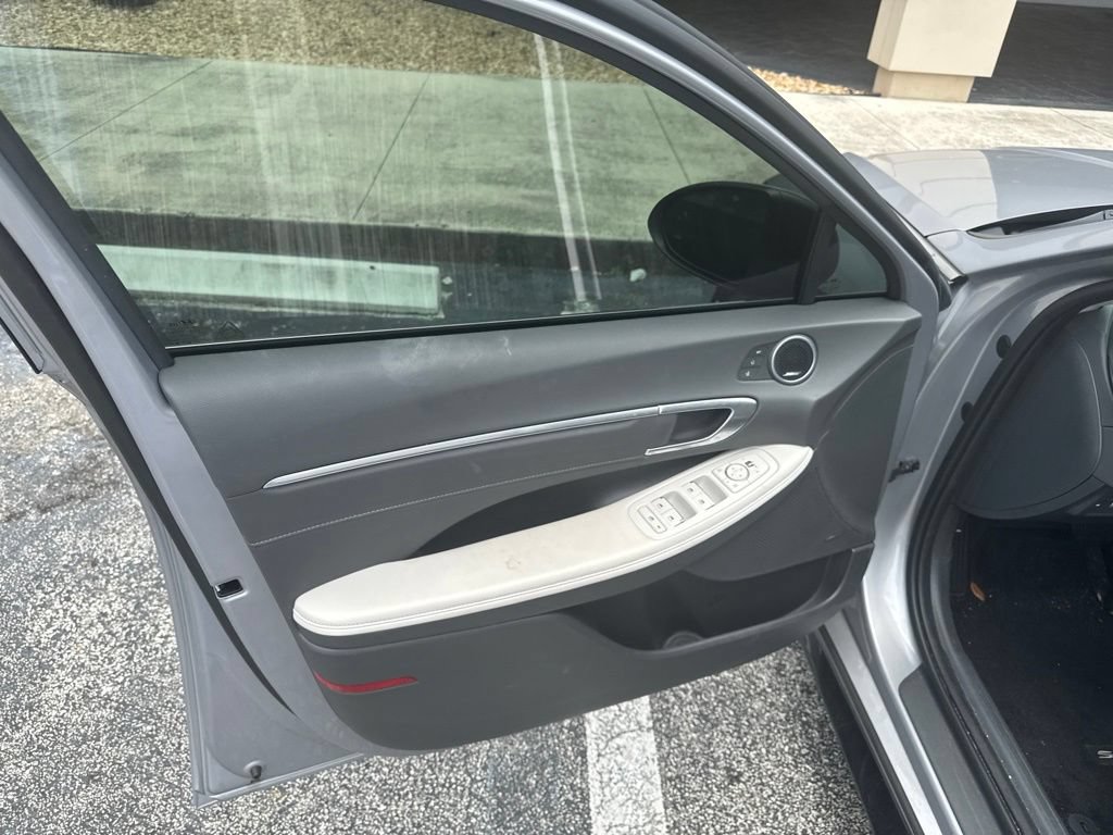 Used 2023 Hyundai Sonata Limited FWD image 25