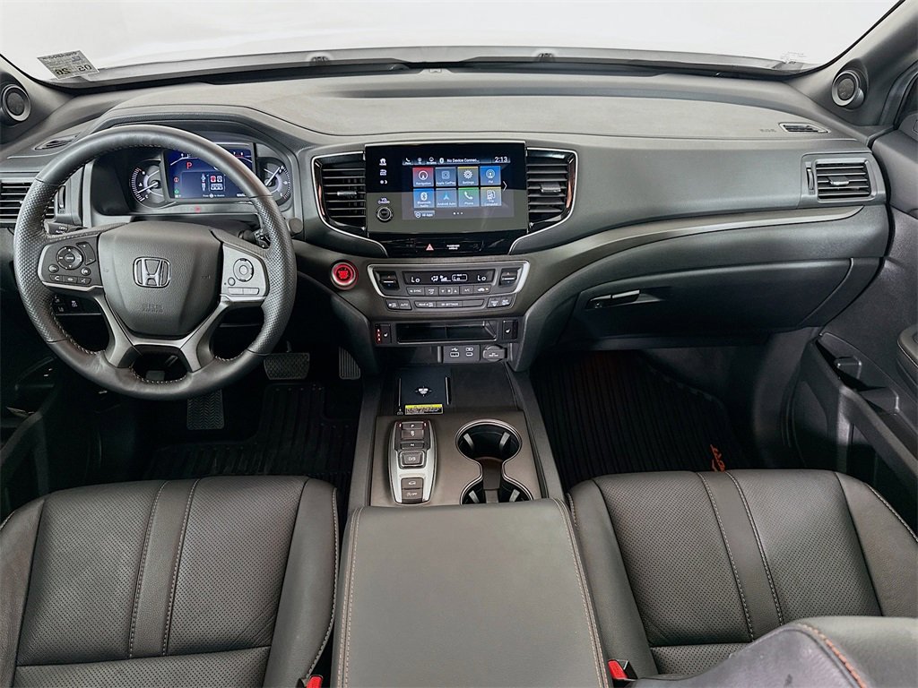 Certified 2025 Honda Passport TrailSport image 15