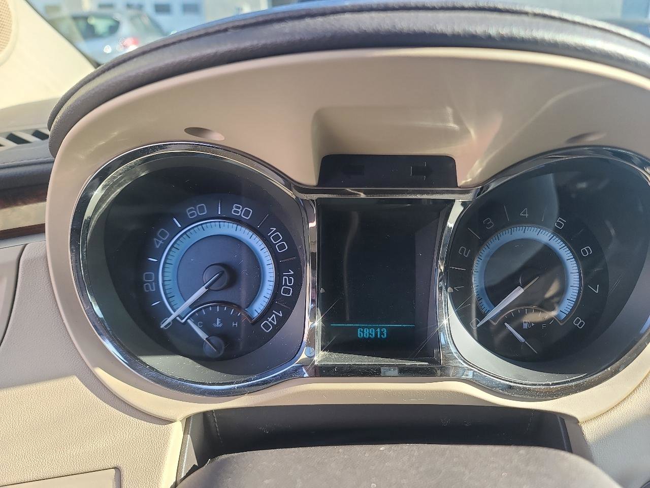 Used 2010 Buick LaCrosse CXL w/ Luxury Package FWD image 18