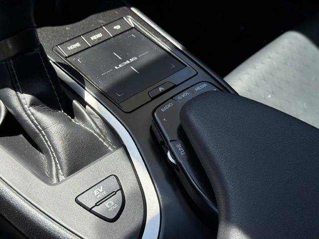 Used 2021 Lexus UX 250h w/ Accessory Package (Z1) AWD/4WD image 25