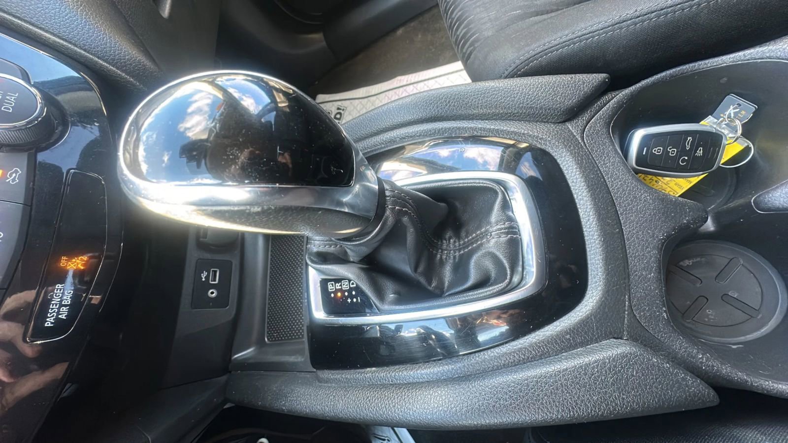 Used 2019 Nissan Rogue SV AWD/4WD image 26