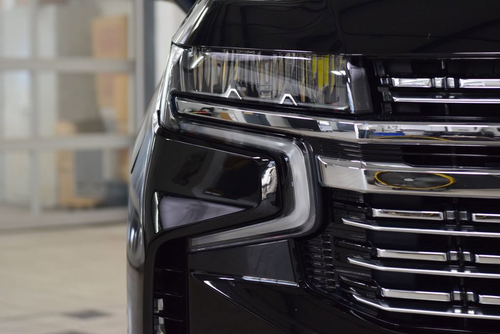 Used 2021 Chevrolet Tahoe Premier AWD/4WD image 12