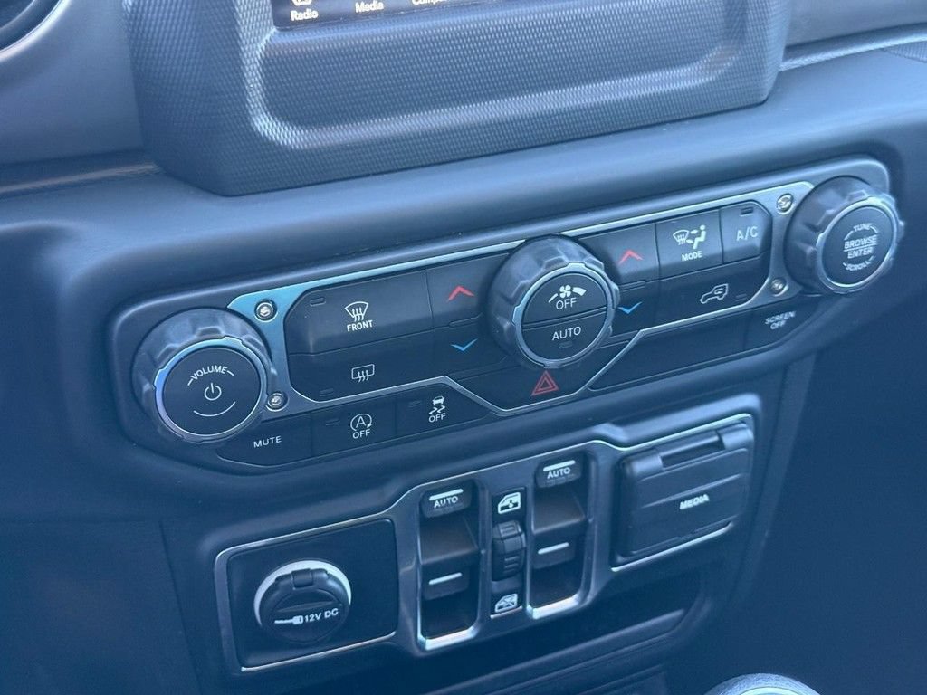 Used 2019 Jeep Wrangler Unlimited Sport S AWD/4WD image 16