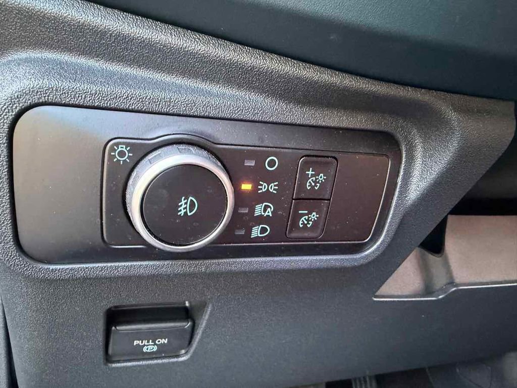 Used 2025 Ford Bronco Heritage Edition AWD/4WD image 22