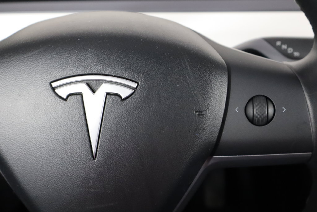 Used 2019 Tesla Model 3 Standard Range Plus RWD image 10
