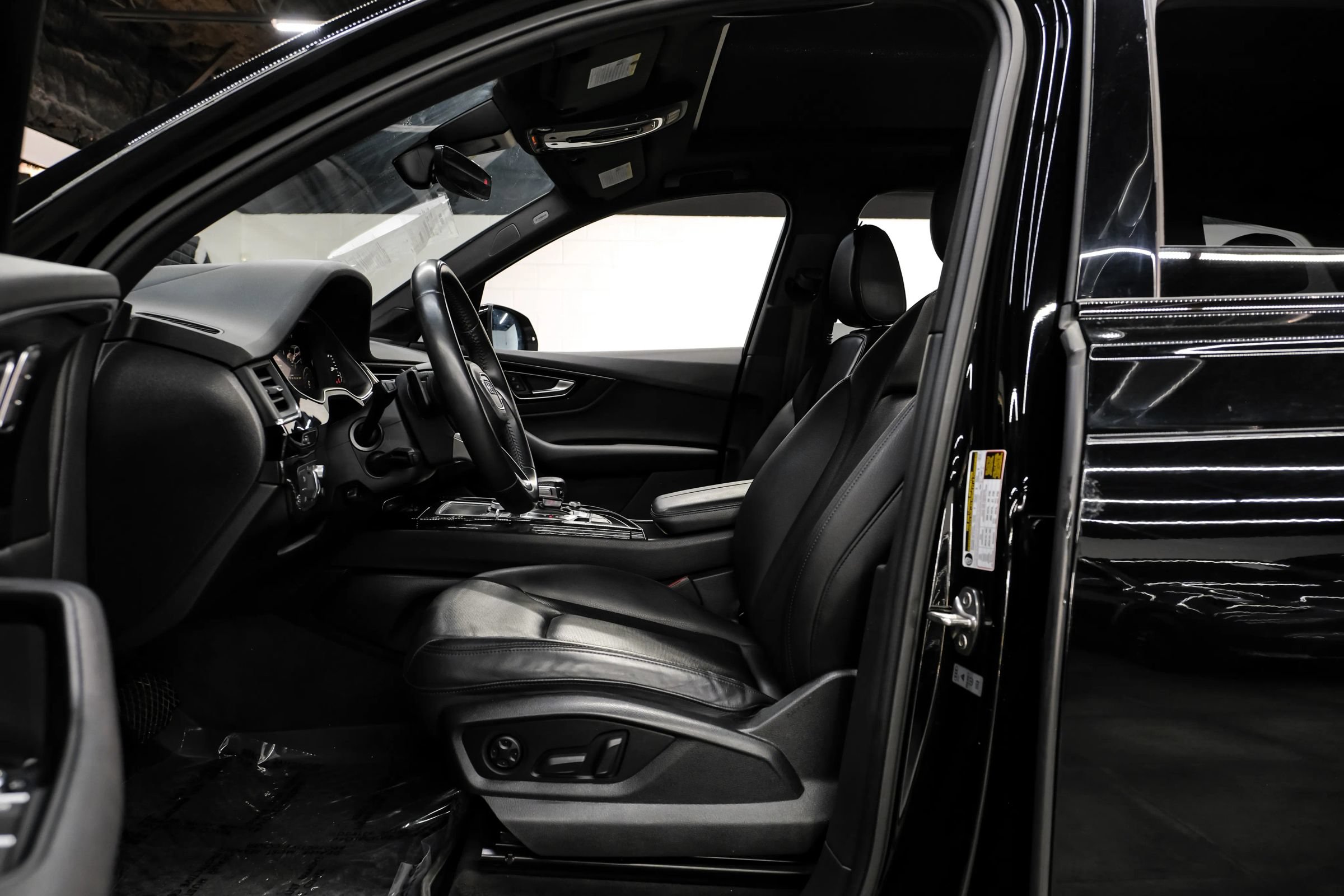 Used 2019 Audi Q7 3.0T Prestige w/ Prestige Package AWD/4WD image 4