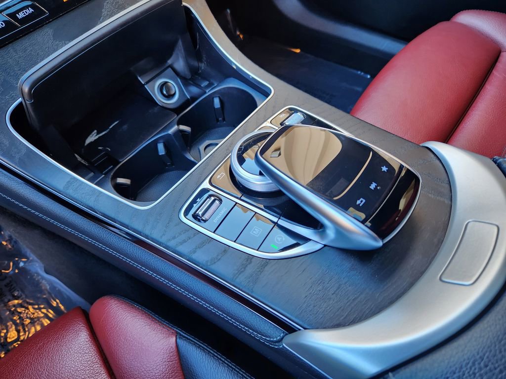 Used 2018 Mercedes-Benz GLC 300 4MATIC Coupe image 19