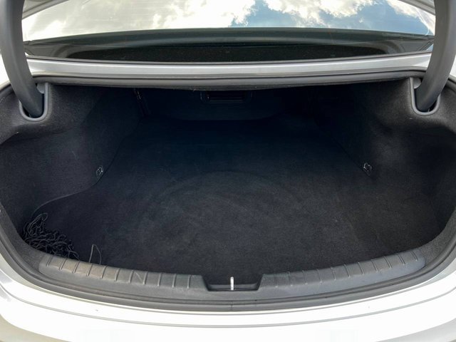 Used 2017 Kia Cadenza Premium image 35