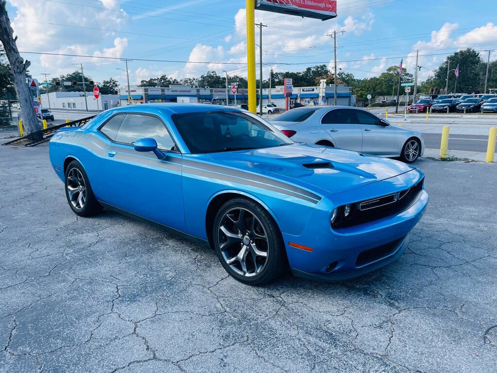 Used 2015 Dodge Challenger SXT Plus w/ Sound Group II image 2