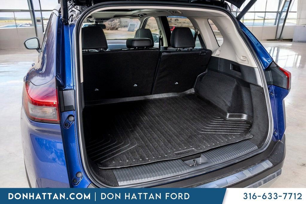 Used 2023 Nissan Rogue Platinum w/ Platinum Premium Package image 33