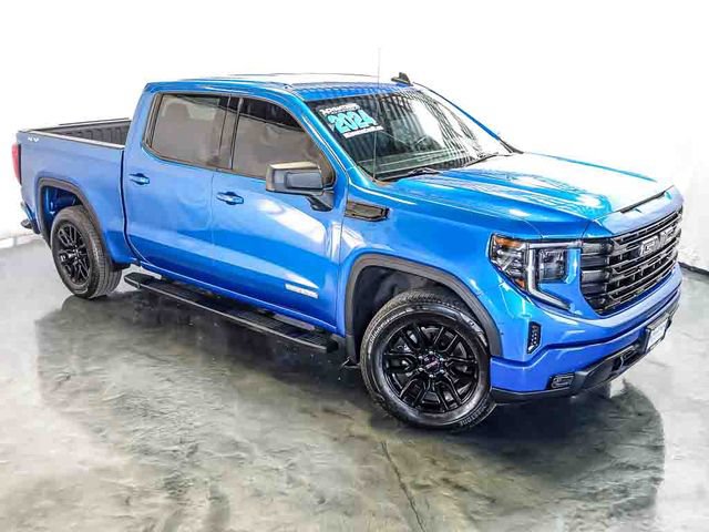 Certified 2024 GMC Sierra 1500 Elevation w/ LPO, Elevation Black Package AWD/4WD image 5