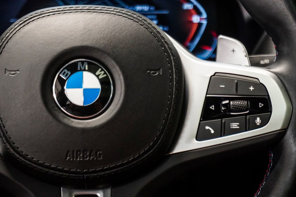 Used 2024 BMW X4 M40i image 17