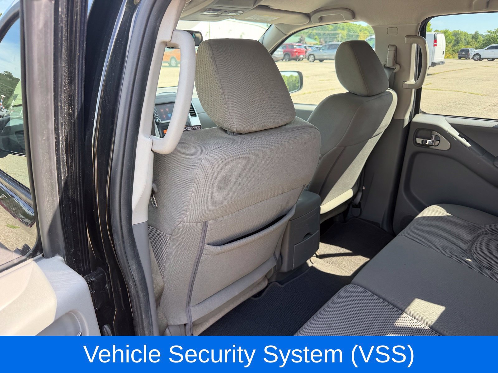 Used 2019 Nissan Frontier SV w/ Value Truck Package AWD/4WD image 27