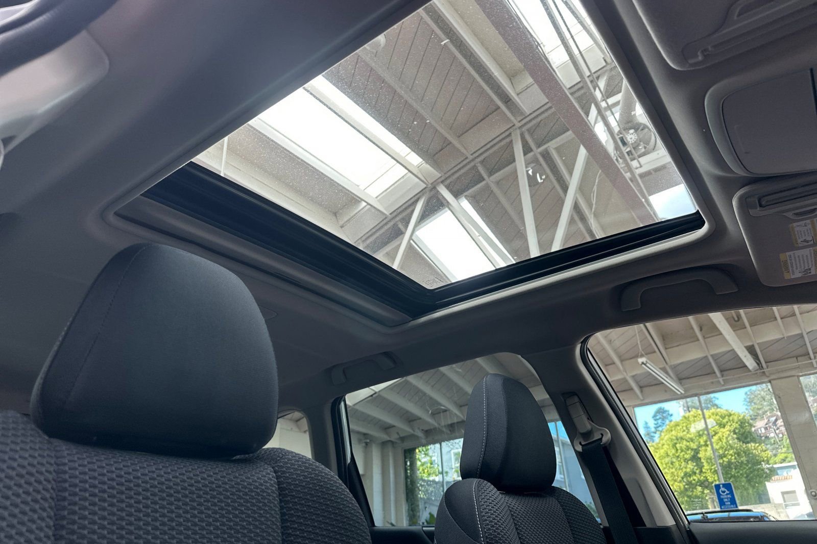 Used 2022 Subaru Forester Premium image 22