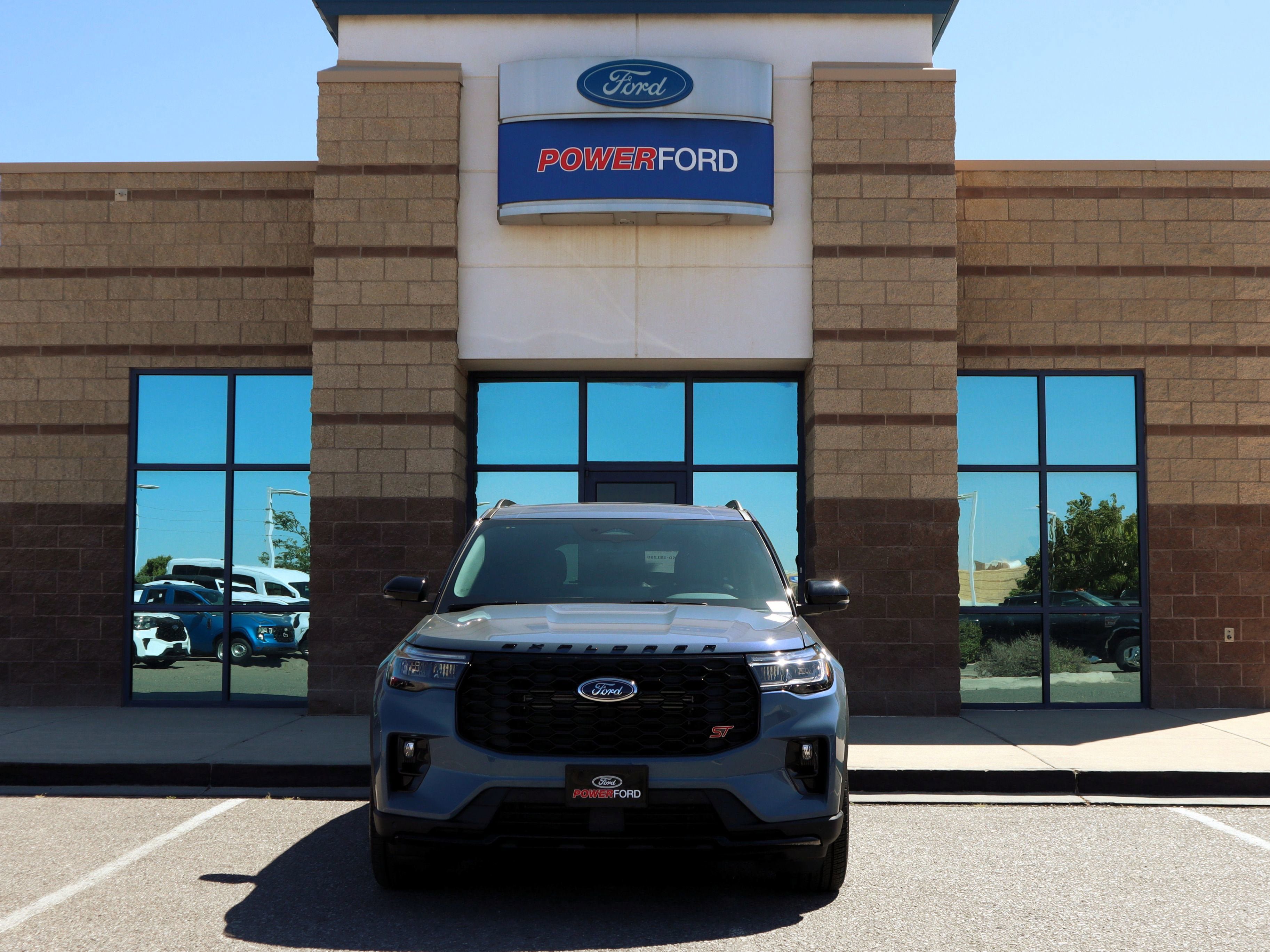New 2026 Ford Explorer ST AWD/4WD image 3