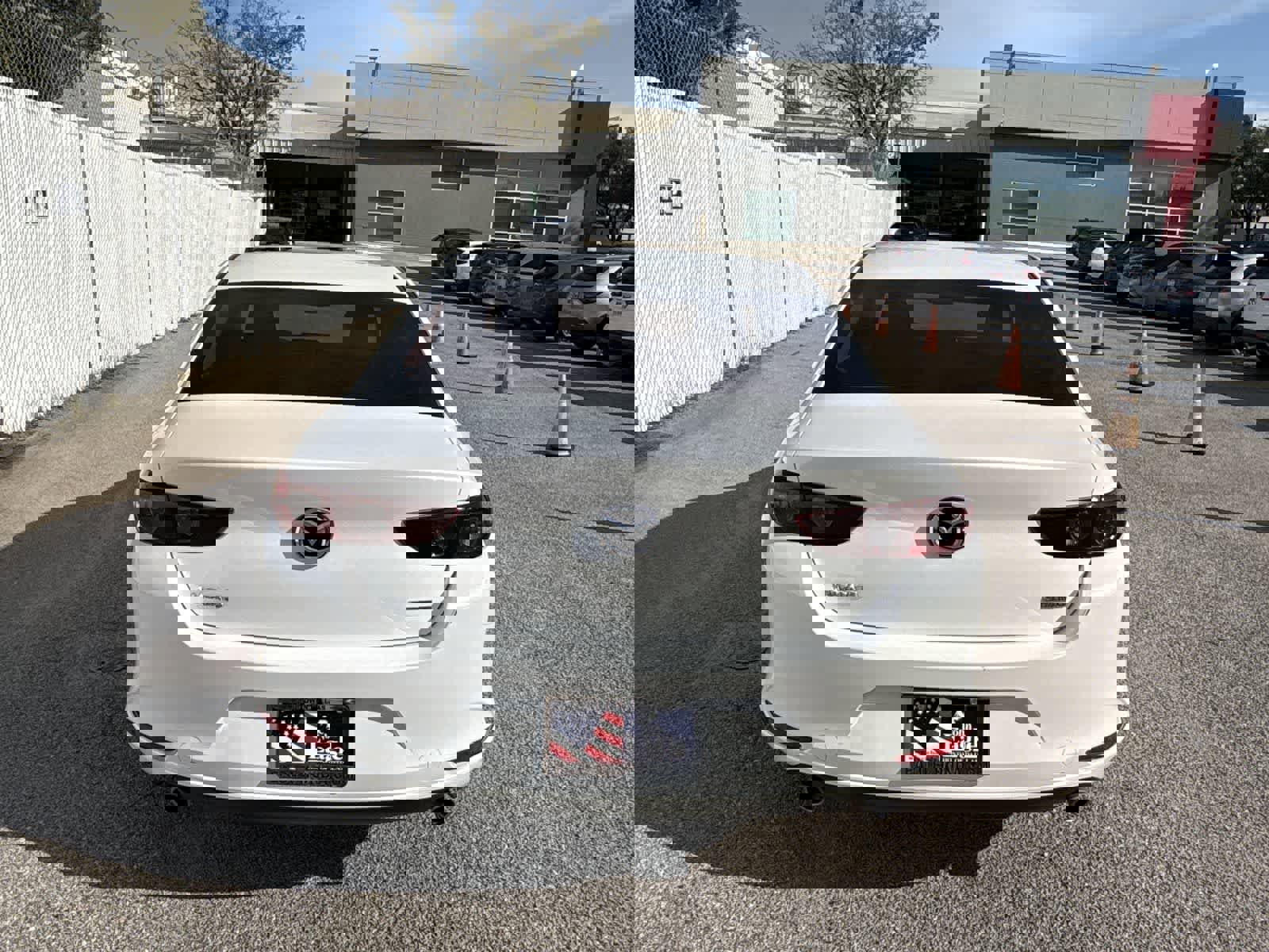 Used 2020 MAZDA MAZDA3 Sedan image 5