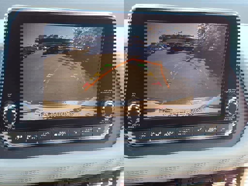 Certified 2023 Nissan Rogue SV image 18