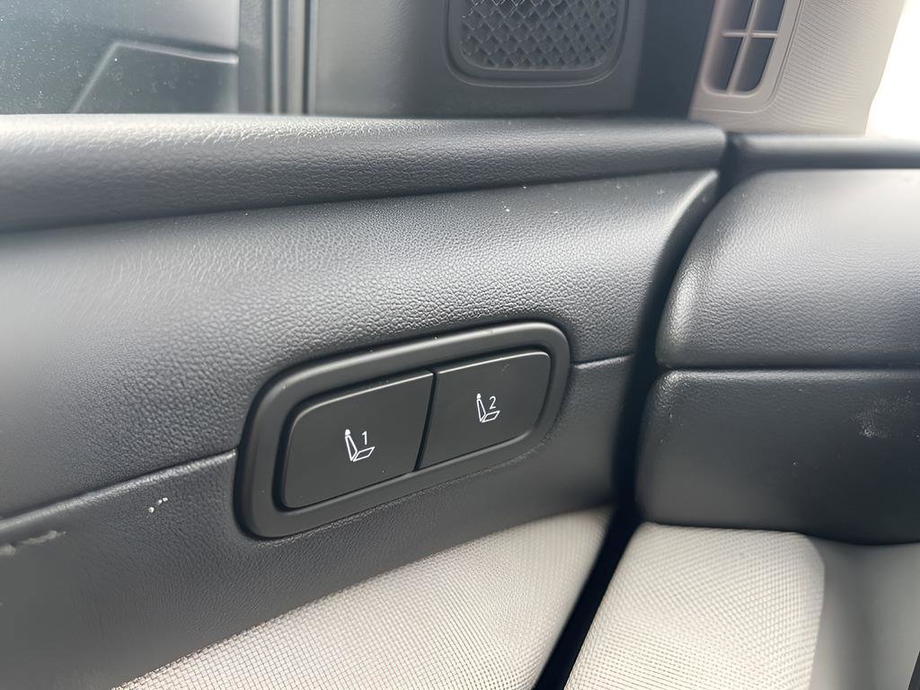 Used 2025 Hyundai Tucson Limited image 44