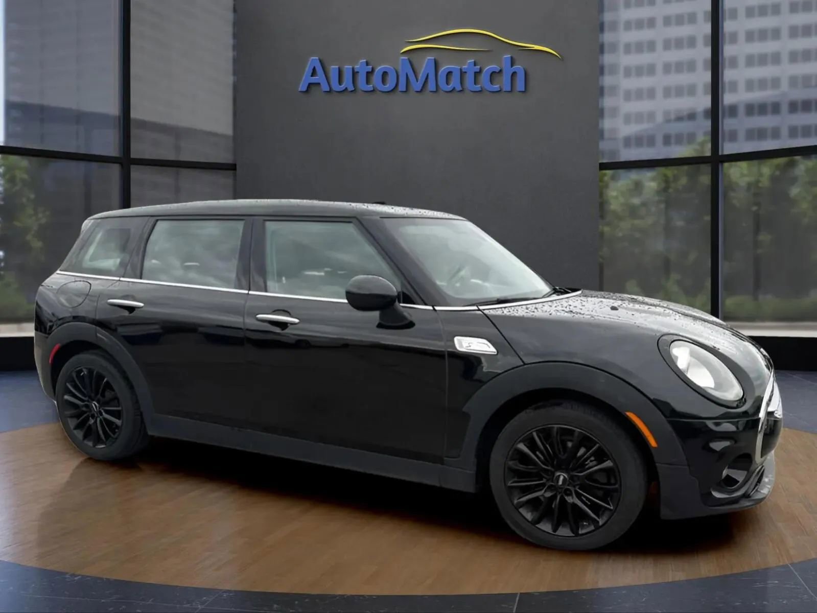 Used 2018 MINI Cooper Clubman S image 13