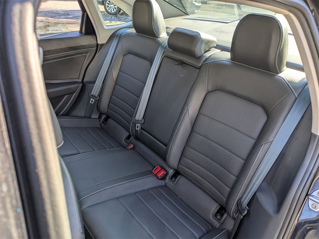 Used 2024 Volkswagen Jetta SE image 24