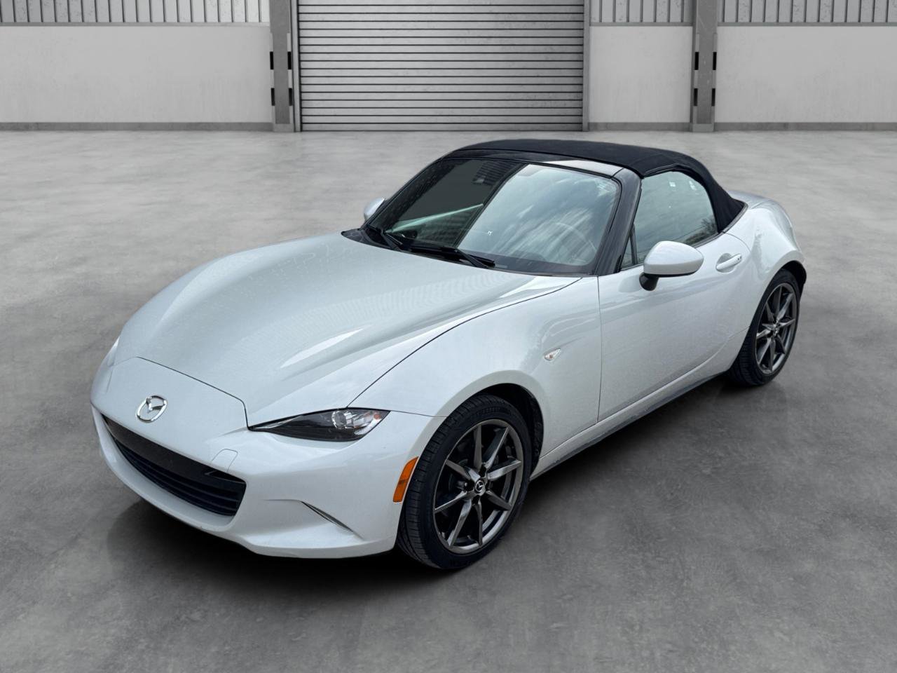Used 2016 MAZDA MX-5 Miata Grand Touring image 24