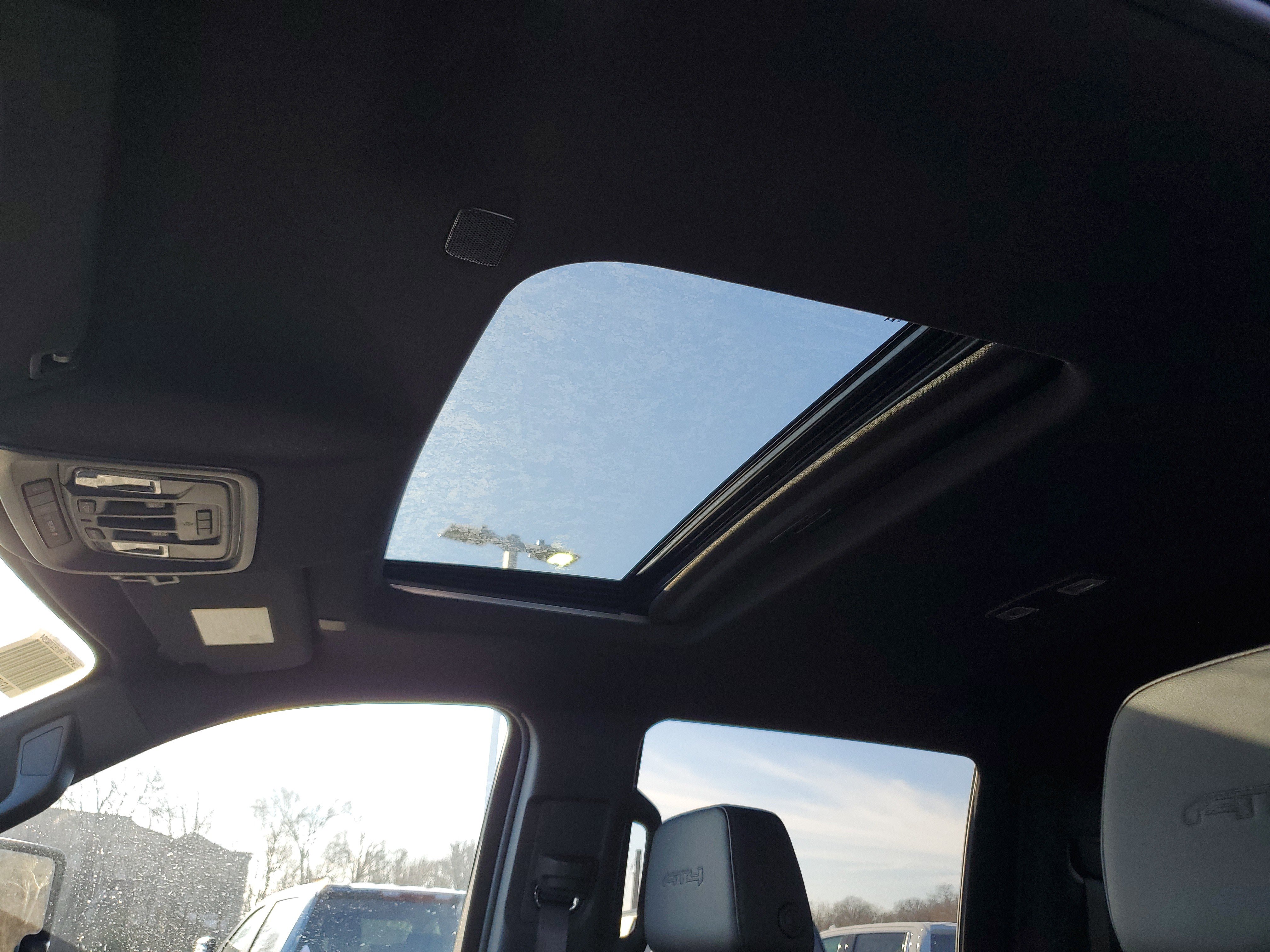 New 2025 GMC Sierra 2500 AT4 w/ AT4 Premium Plus Package image 25