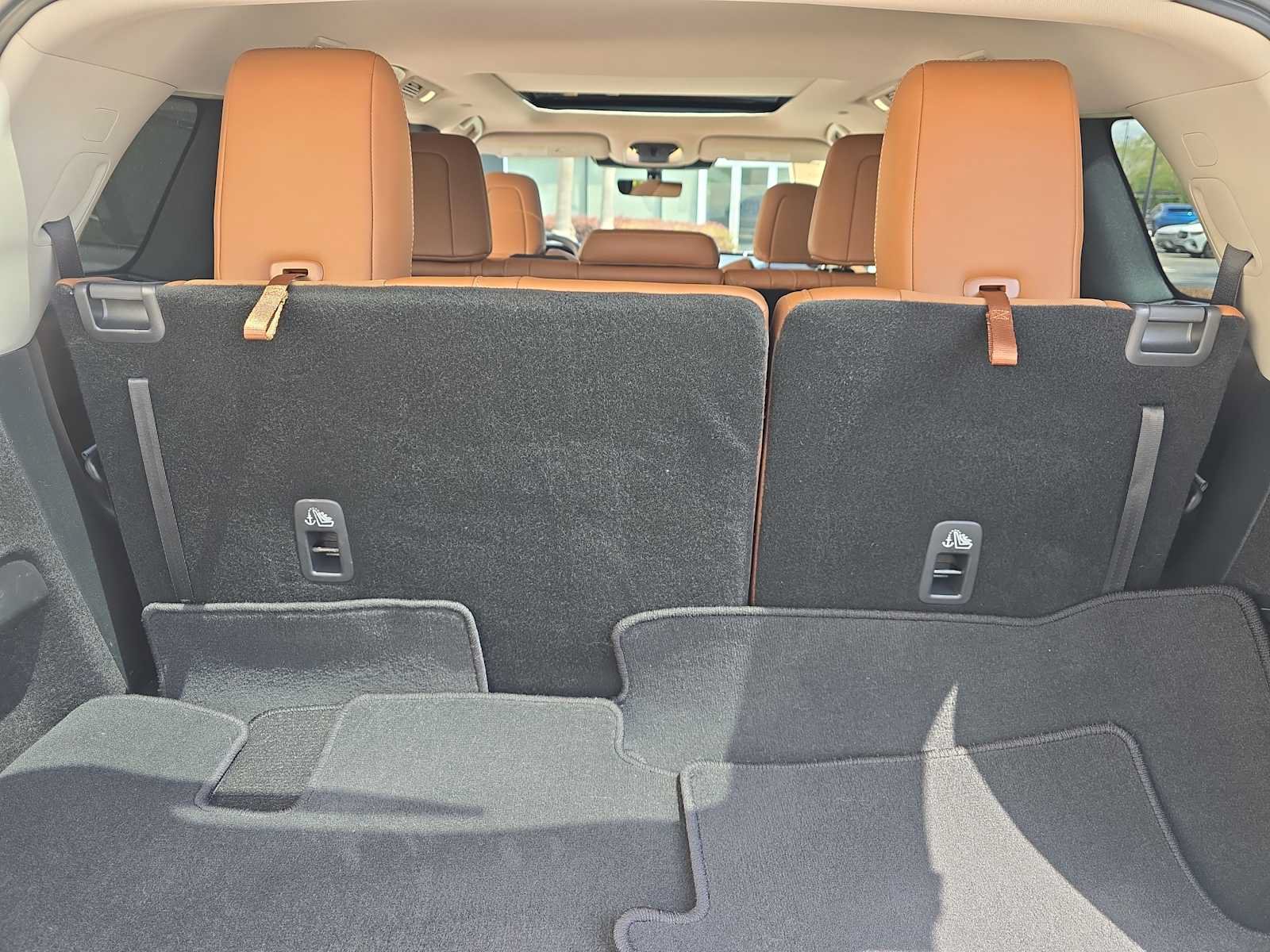 Used 2025 INFINITI QX60 Sensory AWD/4WD image 28