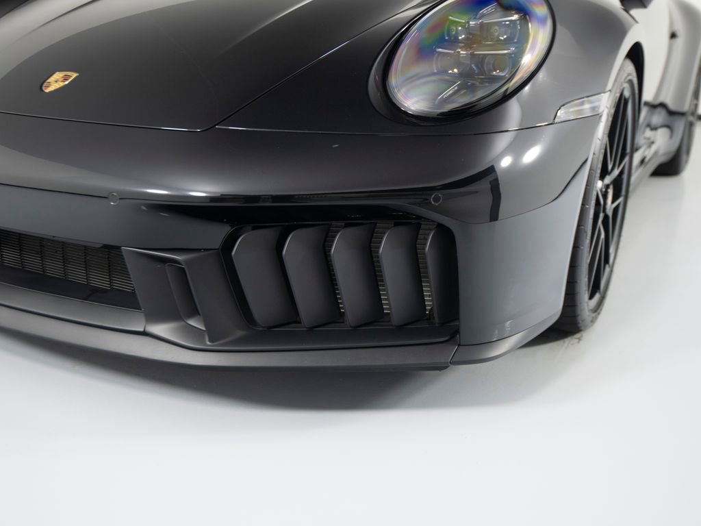 Certified 2025 Porsche 911 Carrera 4 GTS AWD/4WD image 44