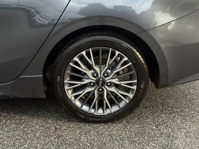 Used 2023 Kia Forte GT-Line FWD image 11