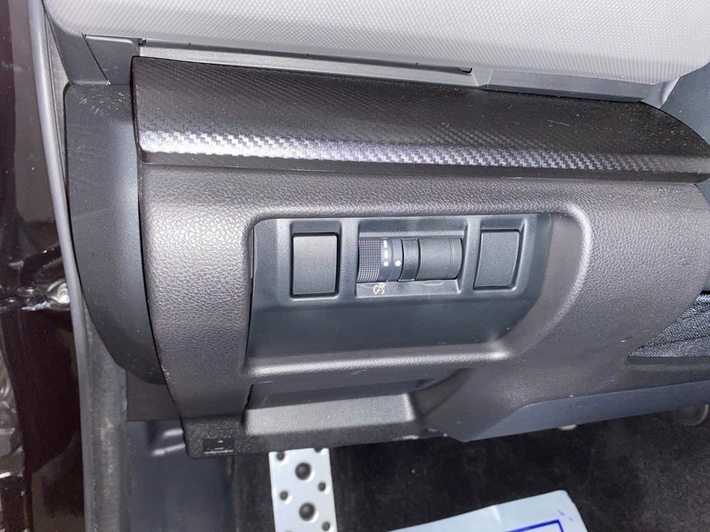 Certified 2025 Subaru Crosstrek 2.5i Sport image 31