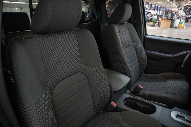 Used 2020 Nissan Frontier SV w/ SV Utility Package image 29