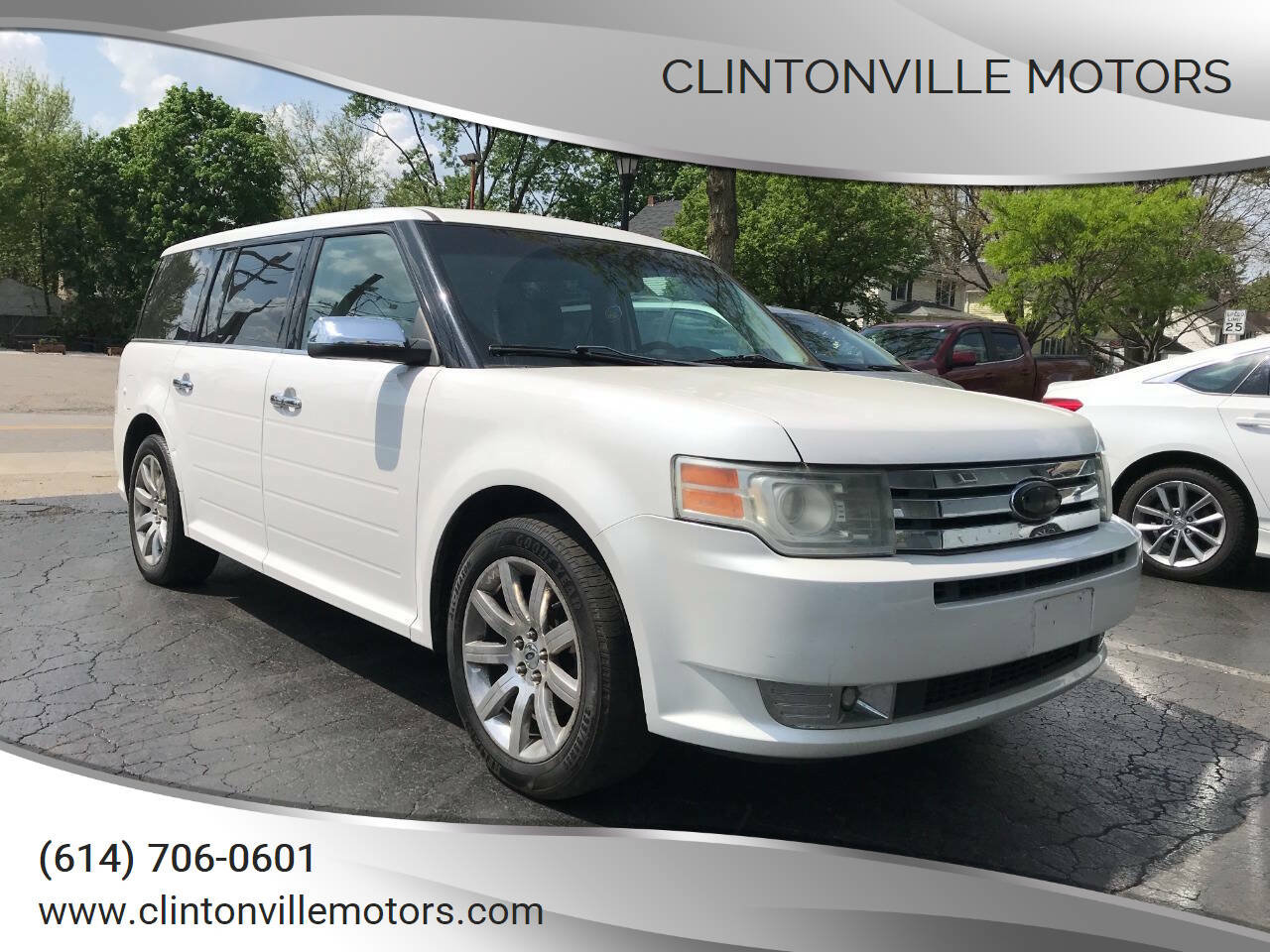 Used 2011 Ford Flex Limited FWD image 1