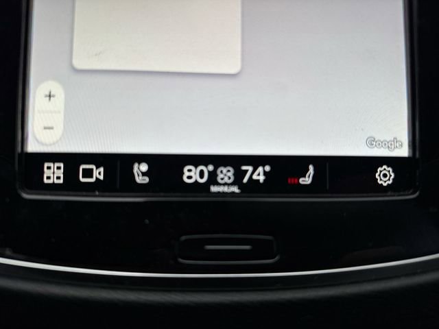 Used 2023 Volvo XC90 B6 Plus w/ Protection Package image 20