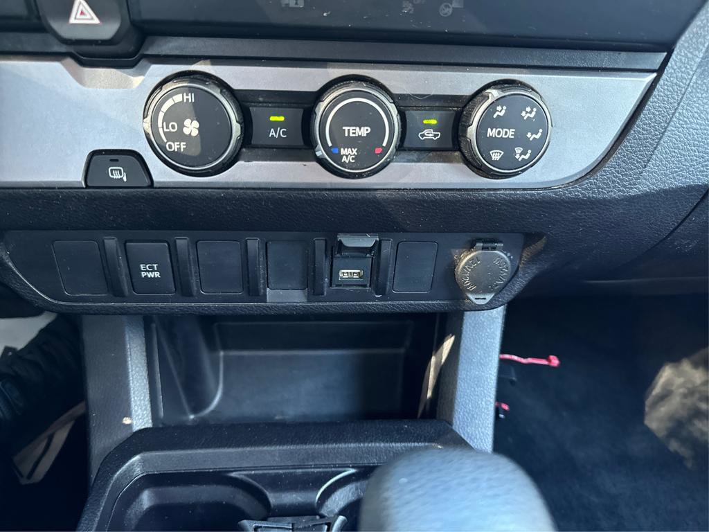 Used 2021 Toyota Tacoma SR image 32