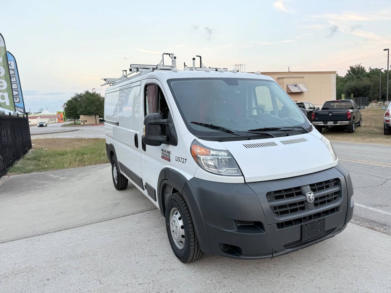 Used 2014 RAM ProMaster 1500 FWD image 3