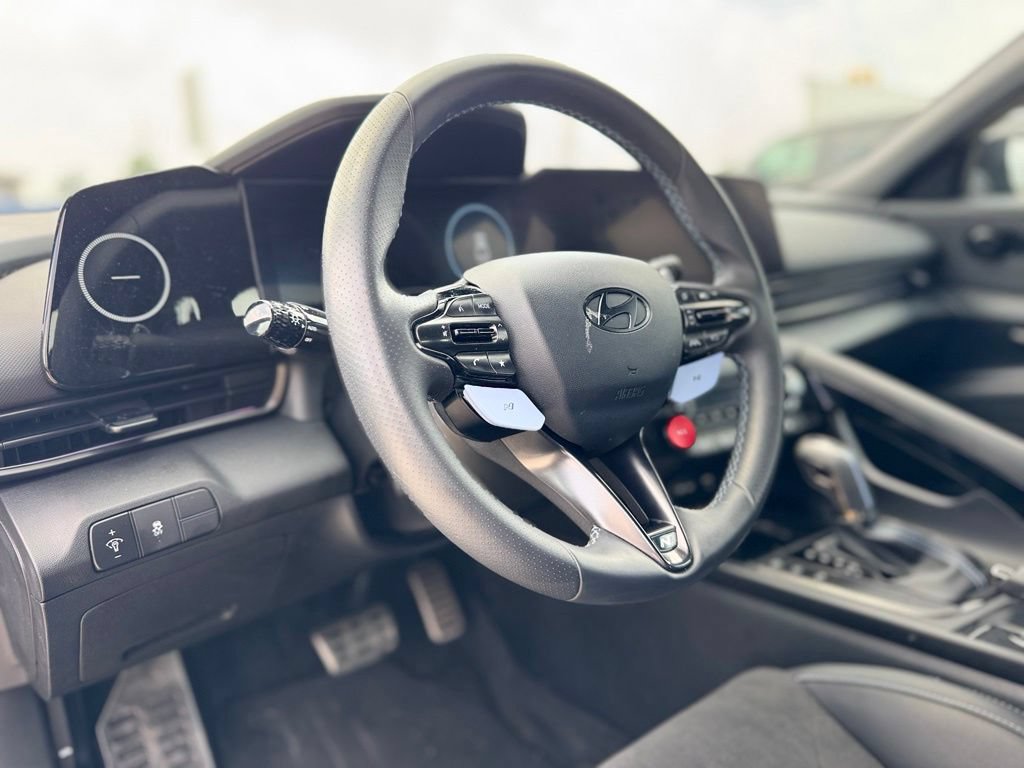 Used 2025 Hyundai Elantra N FWD image 12
