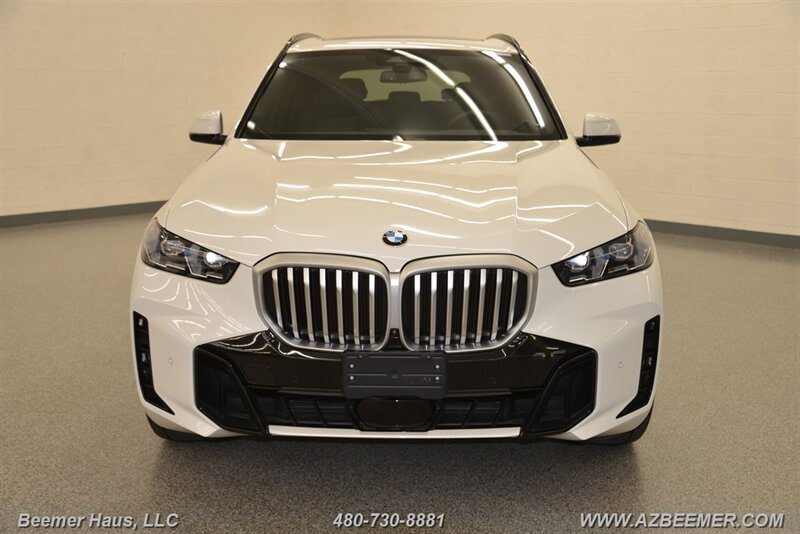 Used 2025 BMW X5 xDrive40i w/ M Sport Package AWD/4WD image 5