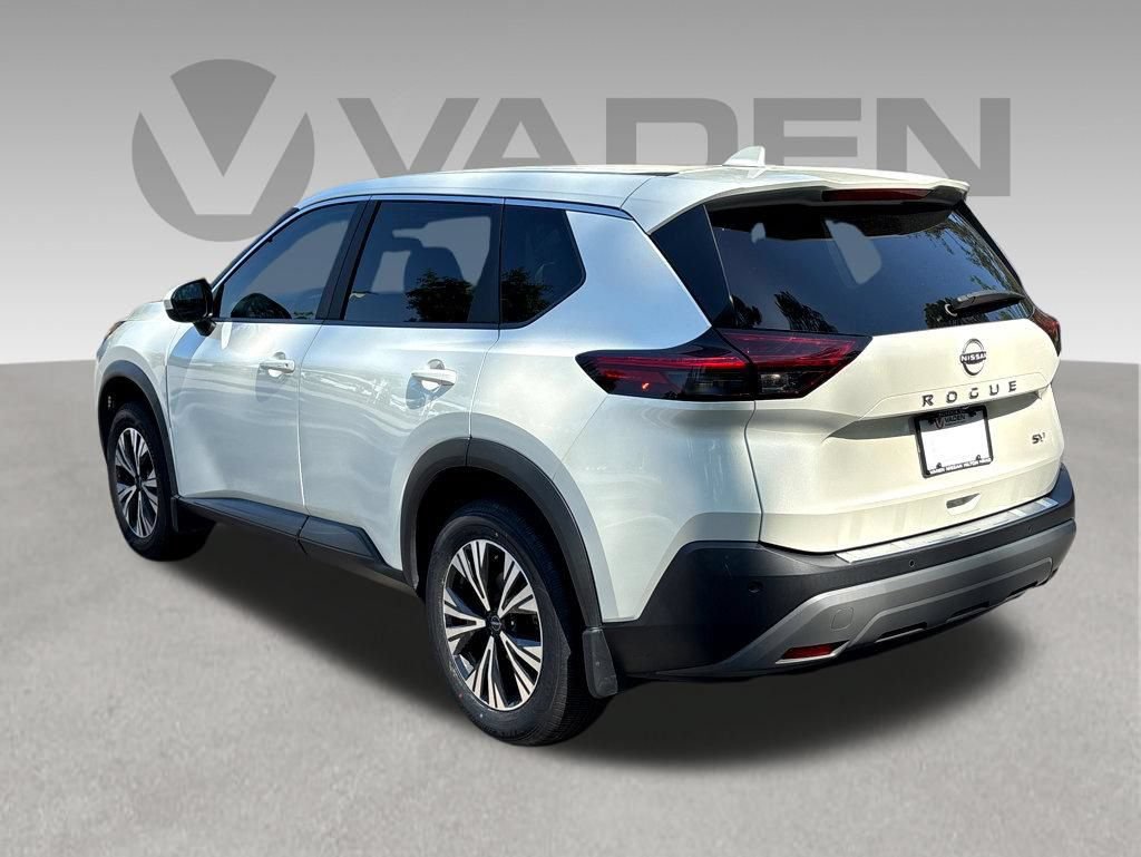 Certified 2023 Nissan Rogue SV FWD image 28