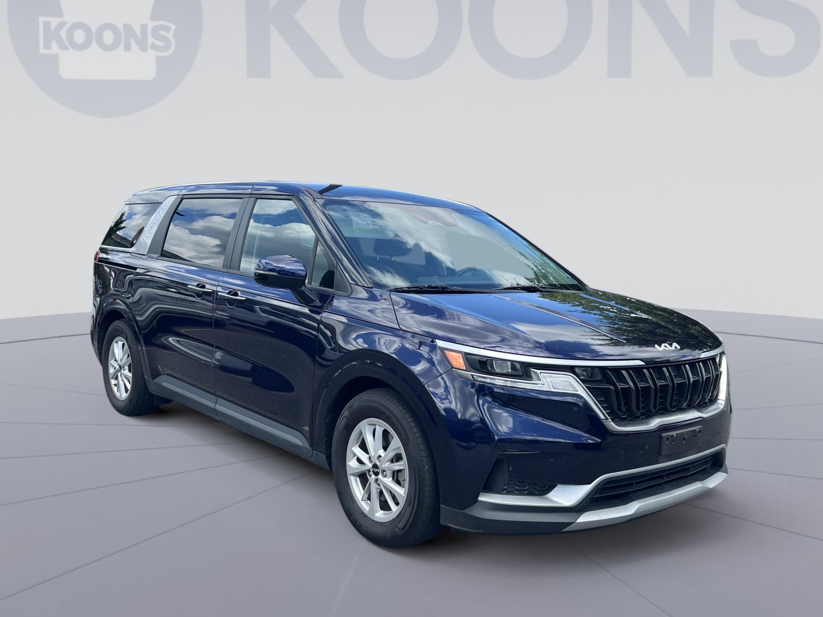 Used 2024 Kia Carnival LX FWD image 8
