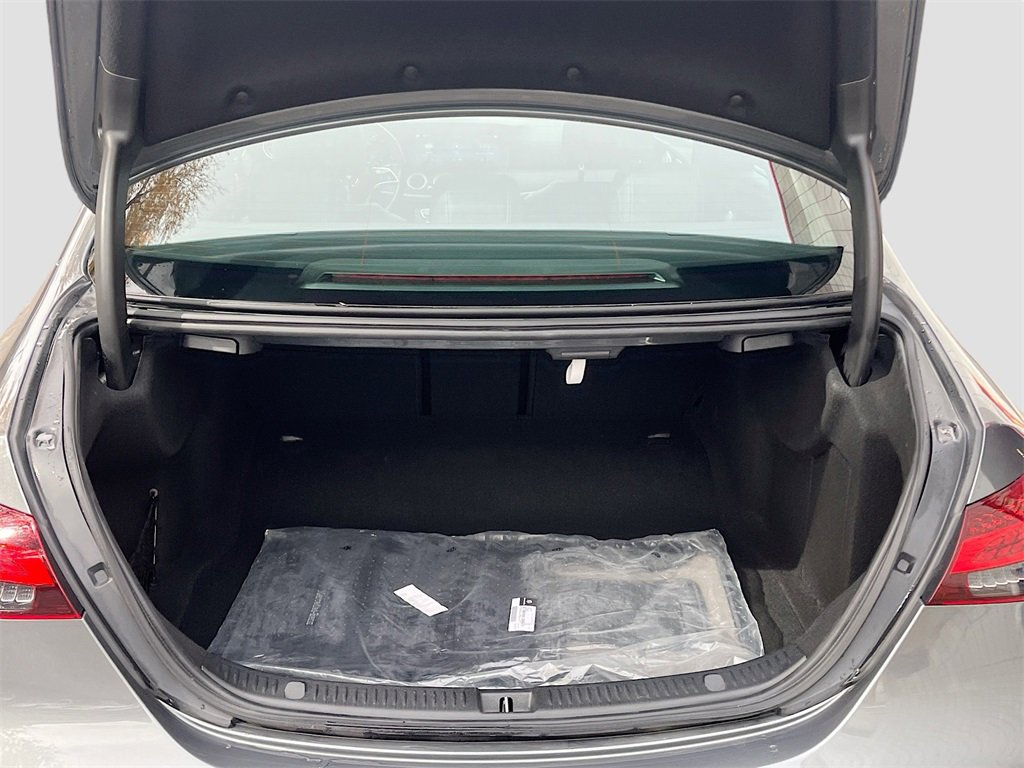 Used 2023 Mercedes-Benz E 350 4MATIC Sedan image 27