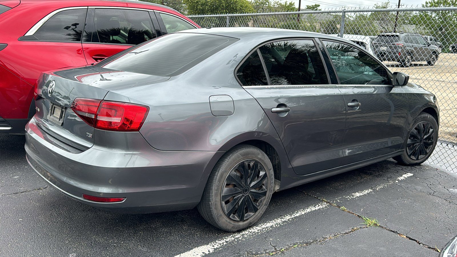 Used 2017 Volkswagen Jetta S w/ Jetta S Cold Weather Package FWD image 4