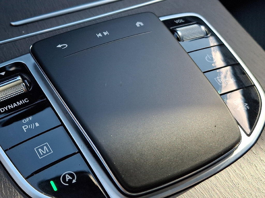 Used 2022 Mercedes-Benz GLC 300 4MATIC image 25