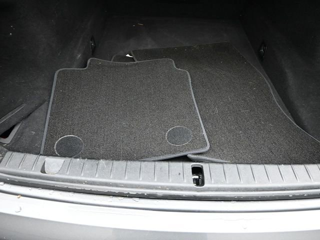 Used 2018 BMW 740i image 18