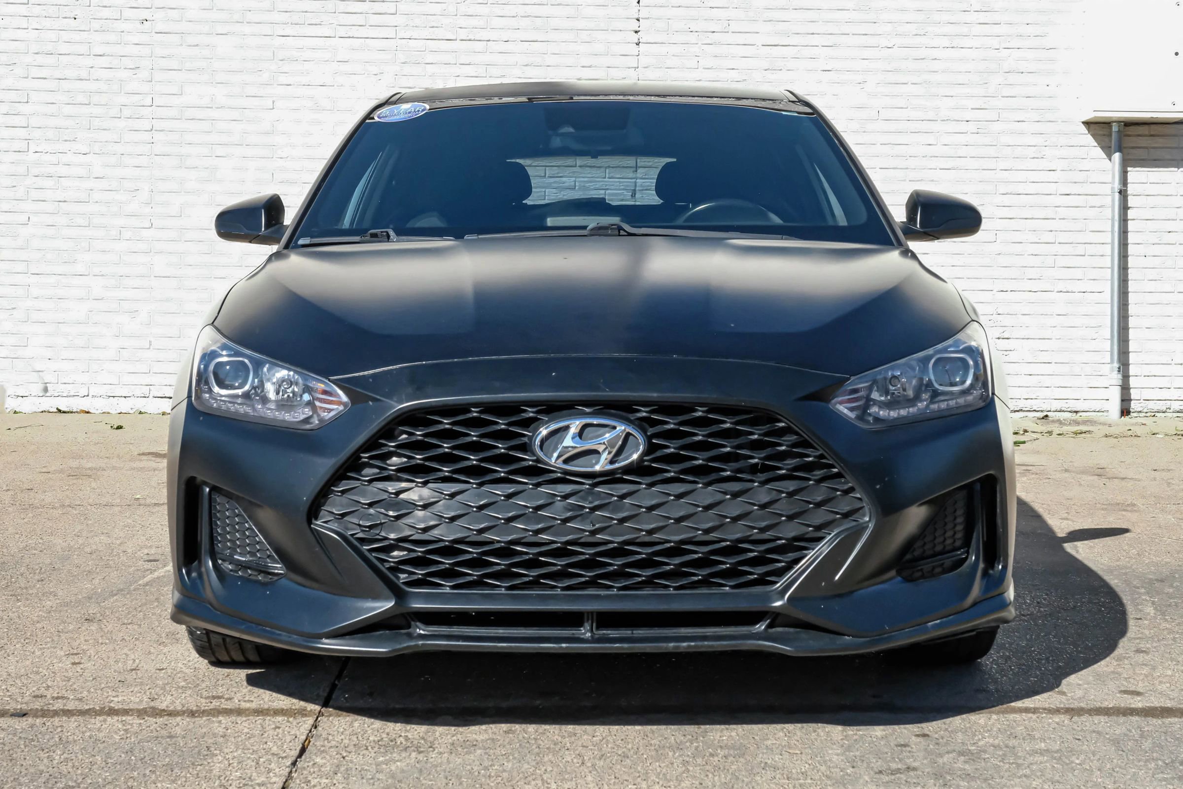 Used 2019 Hyundai Veloster Turbo R-Spec image 4