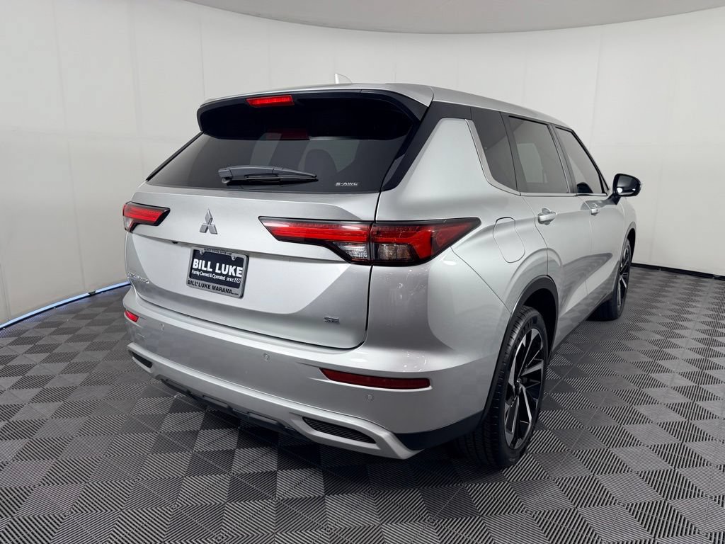 Used 2024 Mitsubishi Outlander SE AWD/4WD image 8