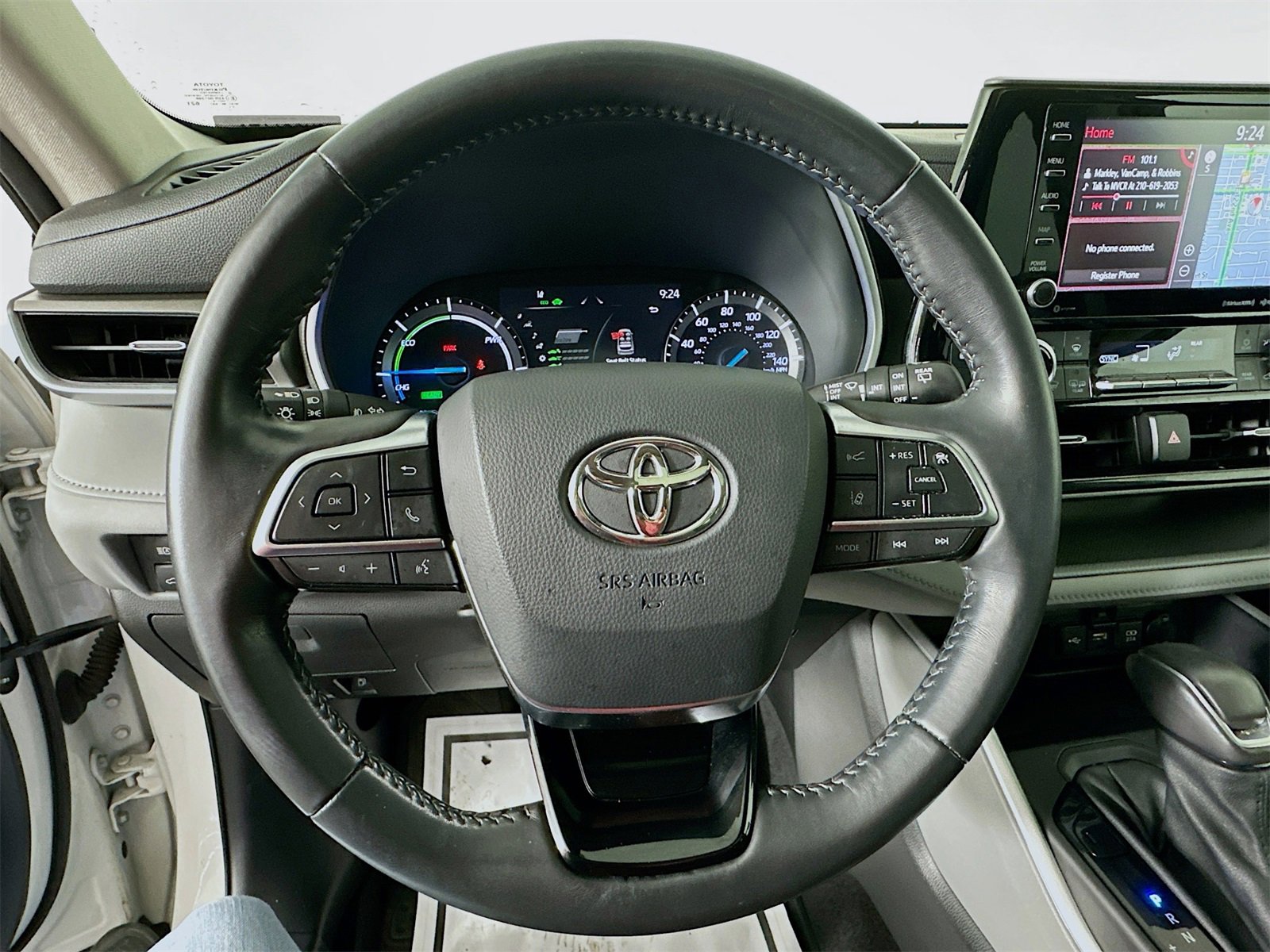 Certified 2021 Toyota Highlander XLE image 11