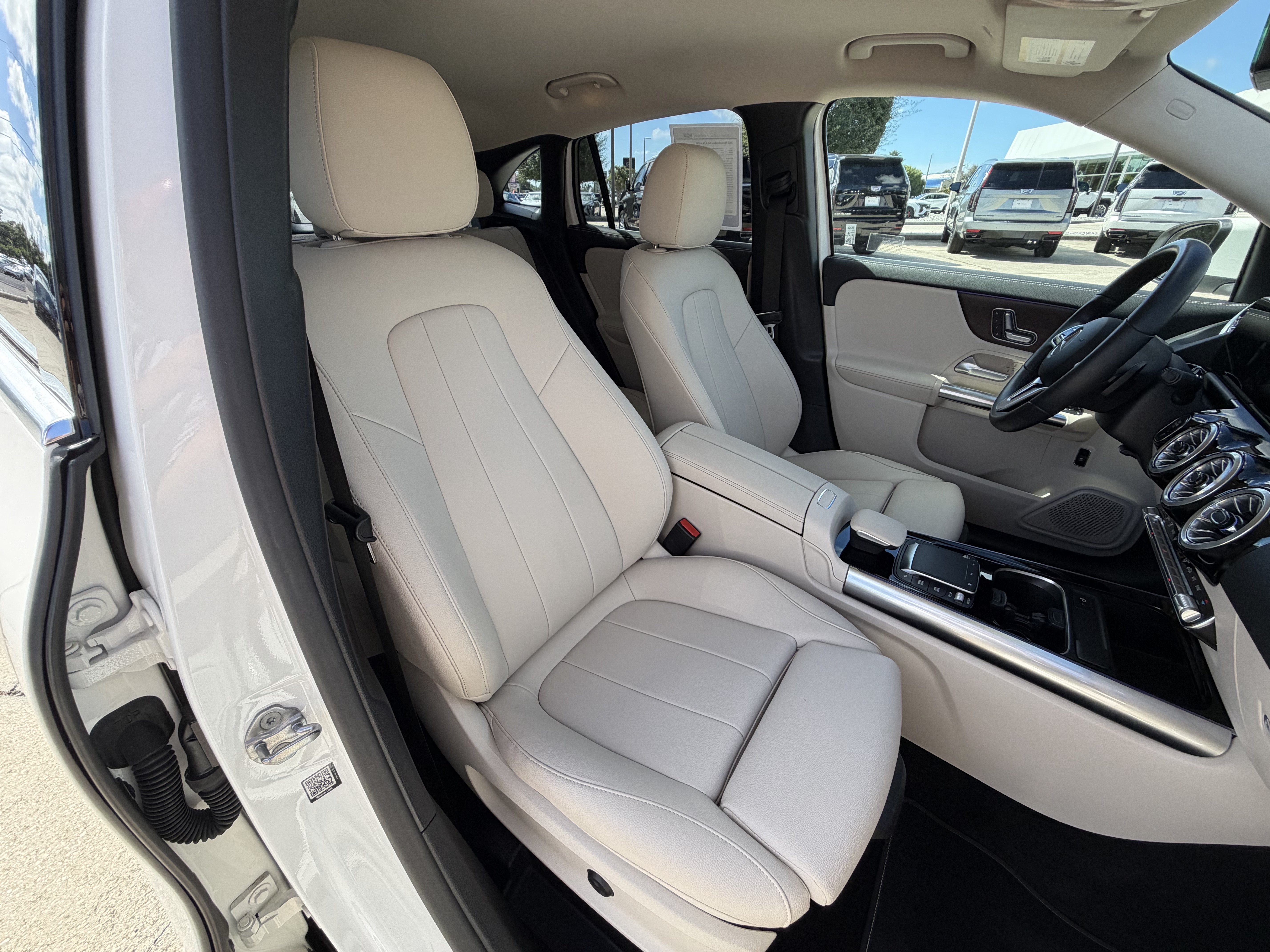 Used 2023 Mercedes-Benz GLA 250 image 19